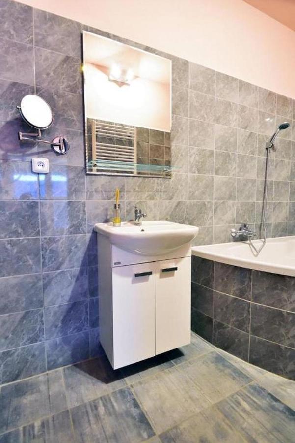 Hotel Nika Beds Pardubice Zewnętrze zdjęcie
