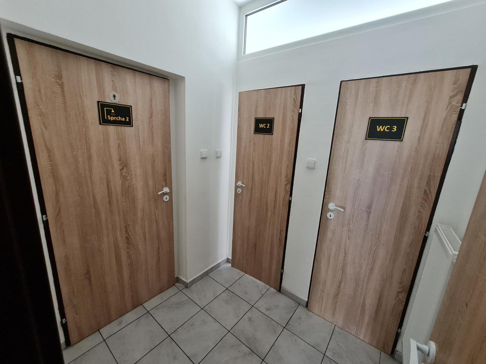 Hotel Nika Beds Pardubice Zewnętrze zdjęcie